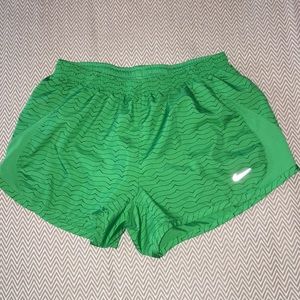 💥Women’s Nike Shorts💥